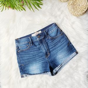 Hollister Super High Rise Cuffed Jean Shorts